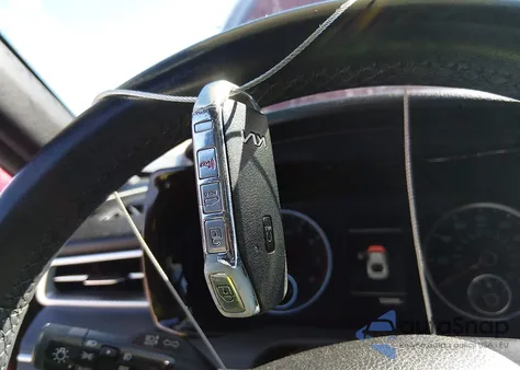 2022 Kia K5 Gt-Line z USA, uszkodzony, nr VIN 5XXG64J28NG091920